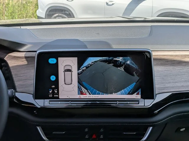 New 2026 Black Volkswagen 2.0T SEL image 26