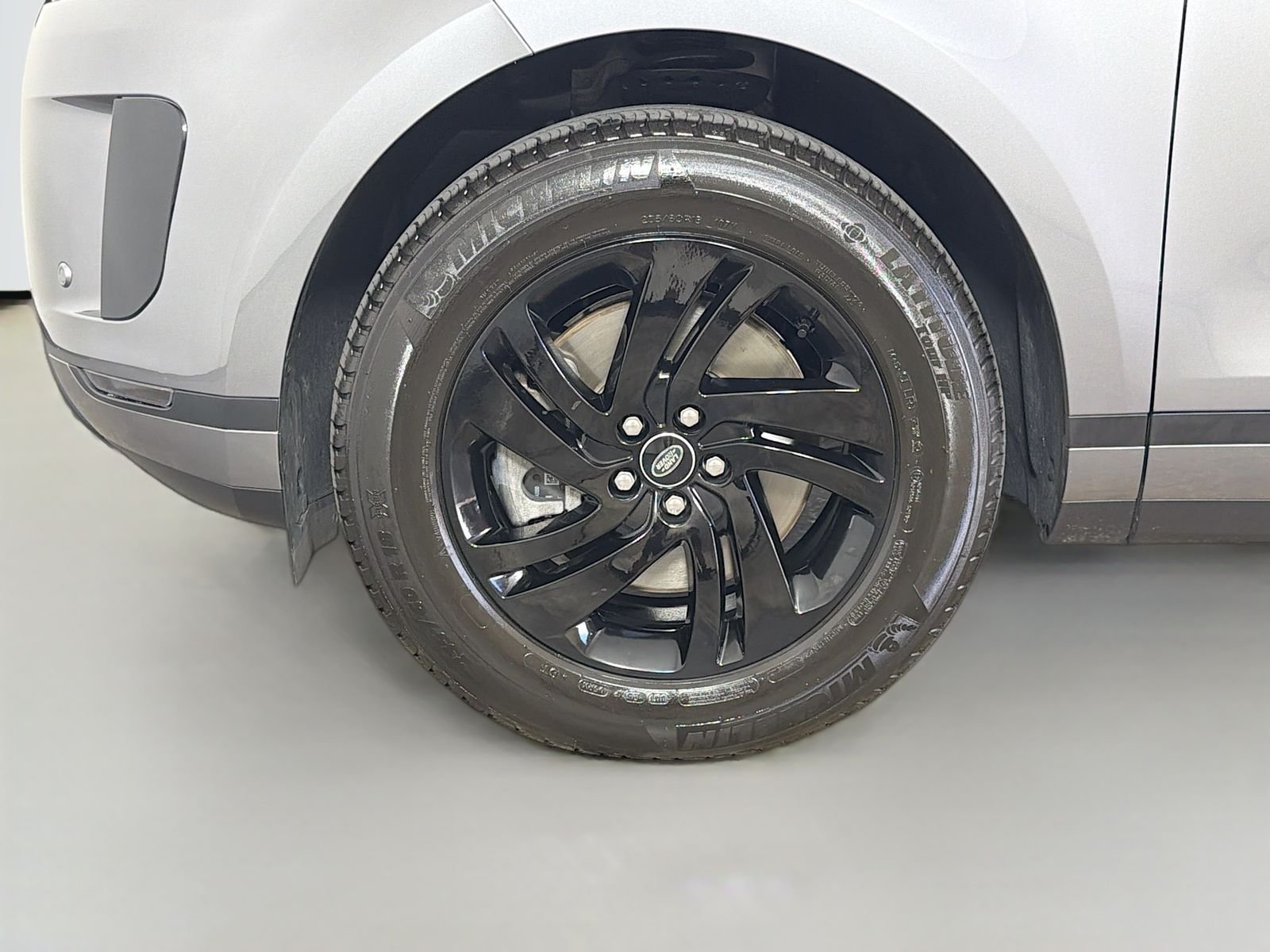 Certified Used 2026 Eiger Gray Metallic Land Rover S image 35