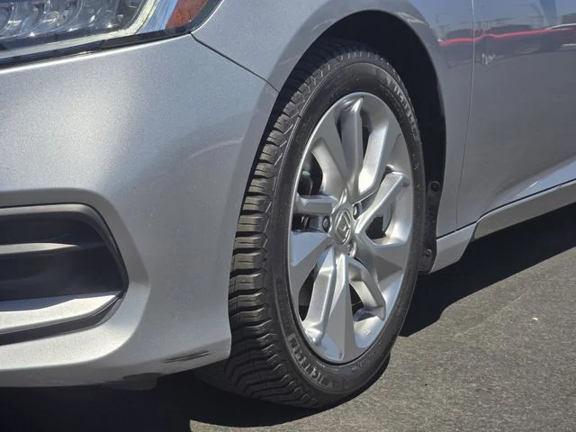 Used 2018 Lunar Silver Metallic Honda LX image 20