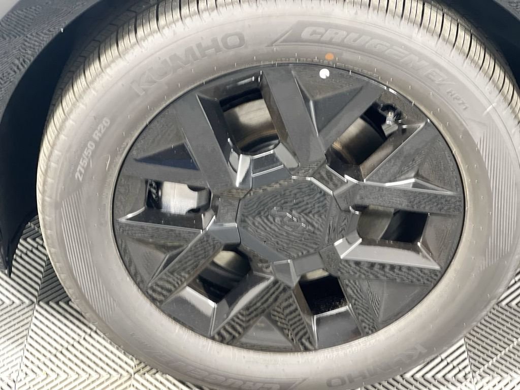 New 2026 Wolf Gray Kia Land AWD image 12