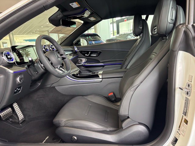 New 2026 MANUFAKTUR Moonlight White Metallic Mercedes-Benz AMG® CLE 53 4MATIC+ Cabriolet image 51