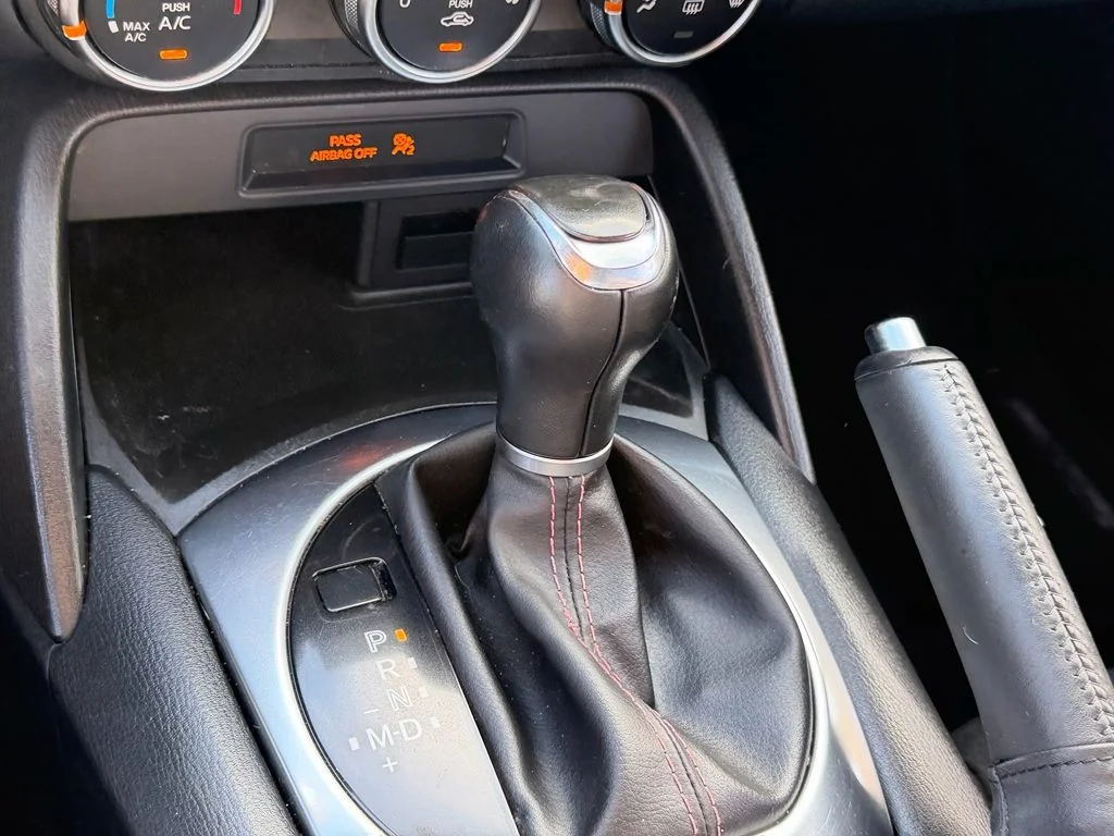 Used 2019 White FIAT Classica image 18