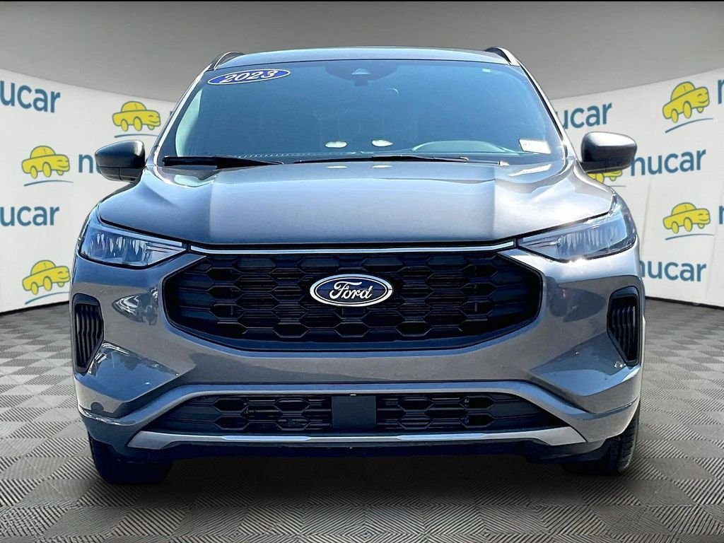 Used 2023 Gray Ford ST-Line image 2