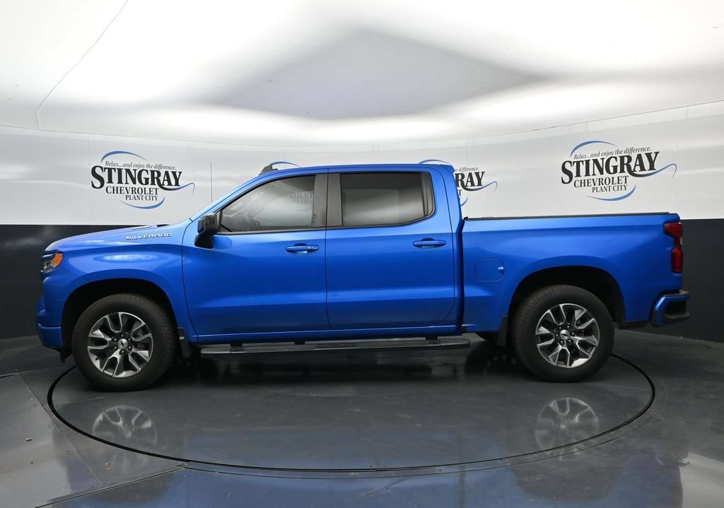 Used 2025 Riptide Blue Metallic Chevrolet RST image 4