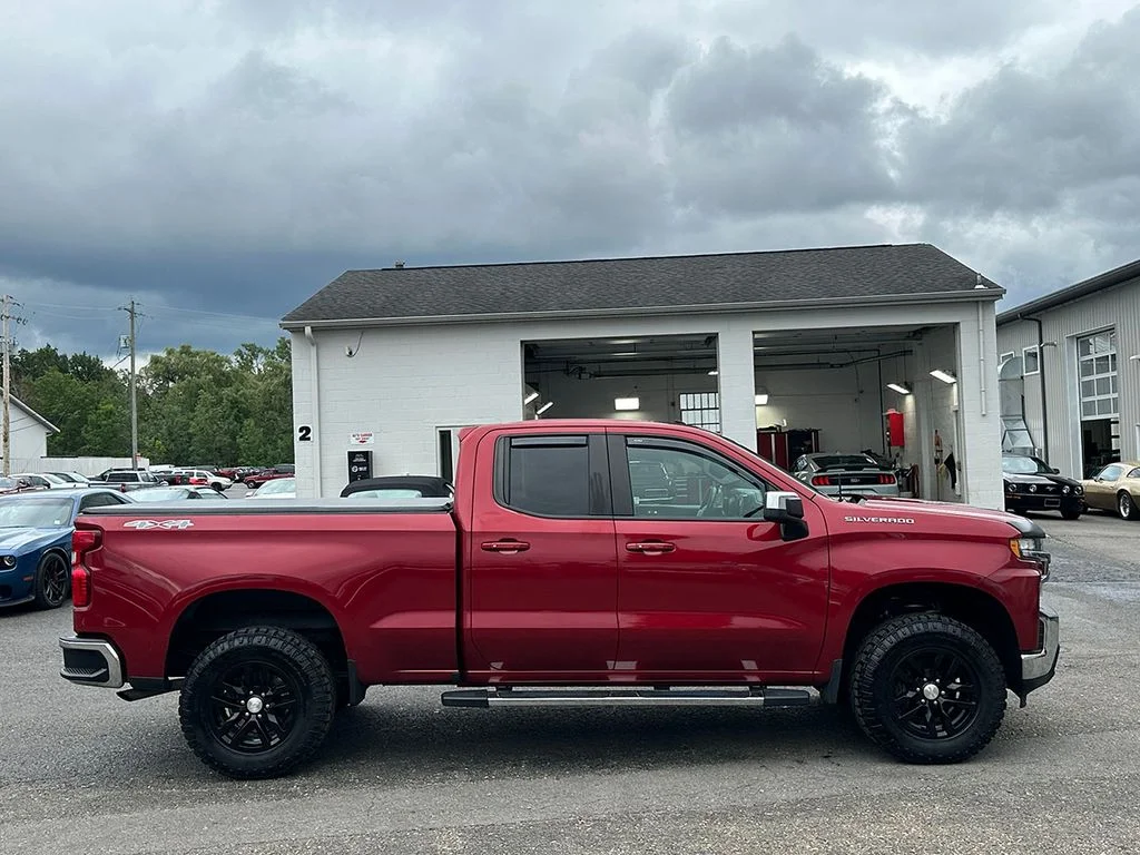 Used 2019 Red Chevrolet LT image 10