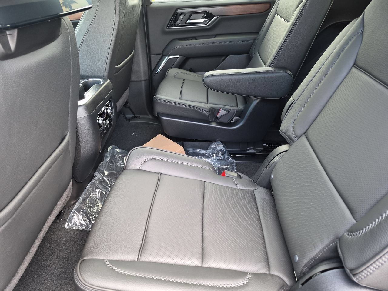 New 2026 Glacier White Tricoat GMC Denali image 24