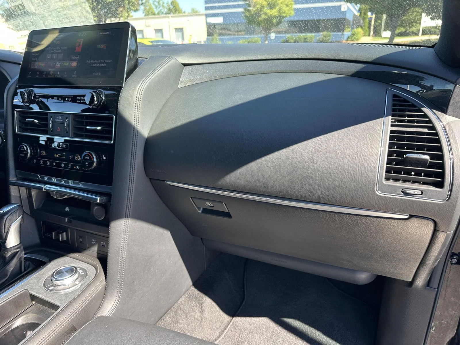 Used 2023 Super Black Nissan SL image 17
