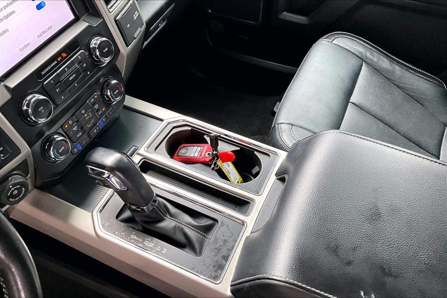 Used 2019 Agate Black Ford LARIAT image 17