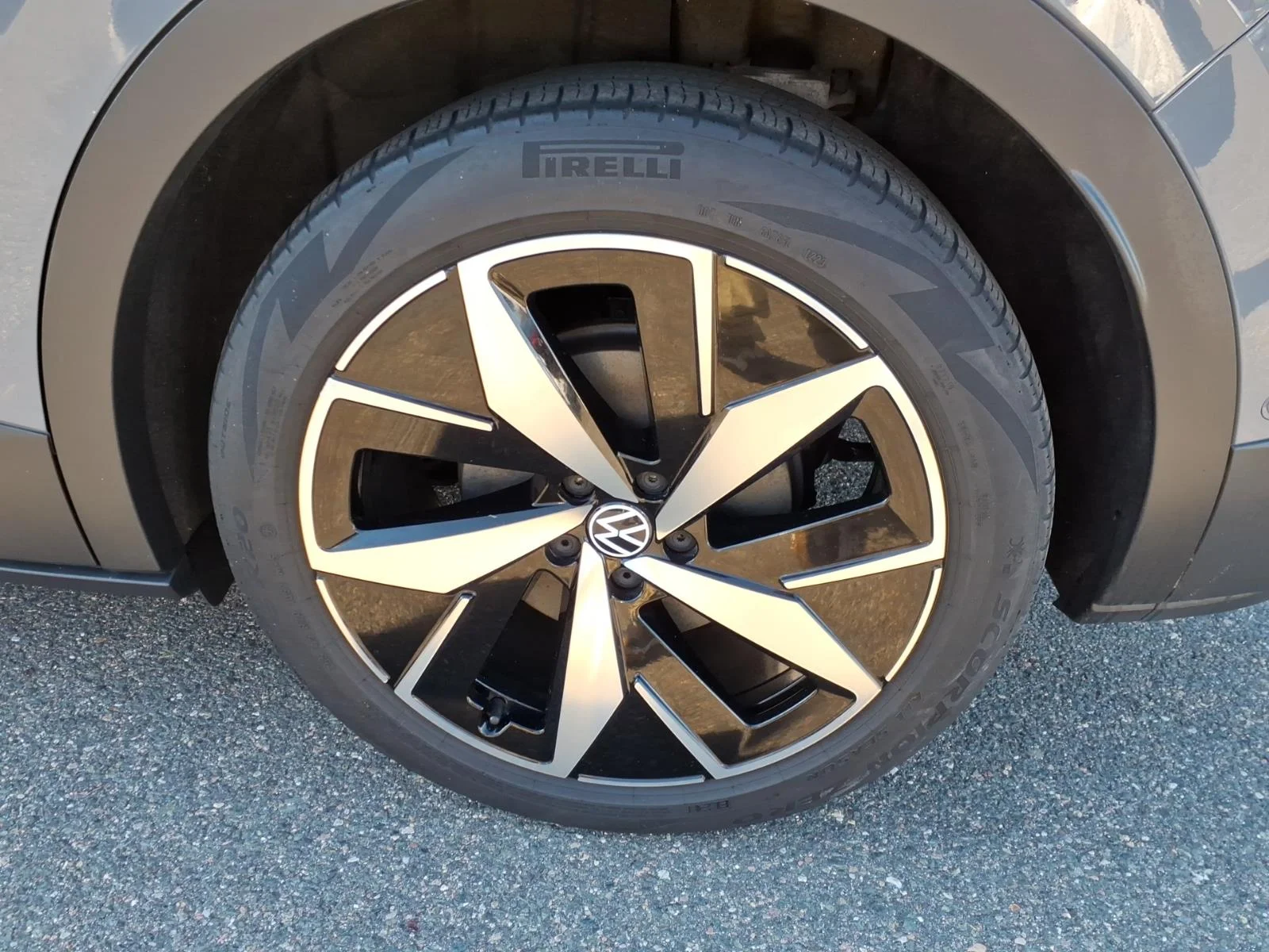 Certified Used 2023 Pure Gray Volkswagen Pro S image 9