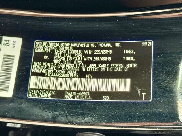 Used 2024  Toyota XLE image 21