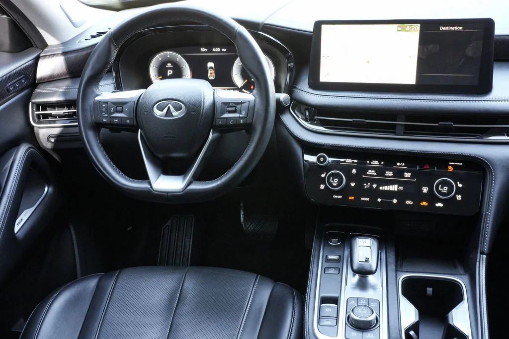 Used 2023 Black INFINITI Sensory image 20
