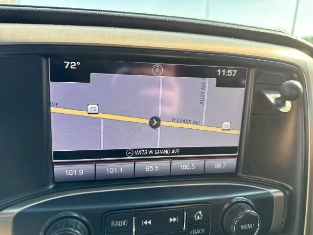 Used 2016 IRIDIUM METALLIC GMC Denali image 23