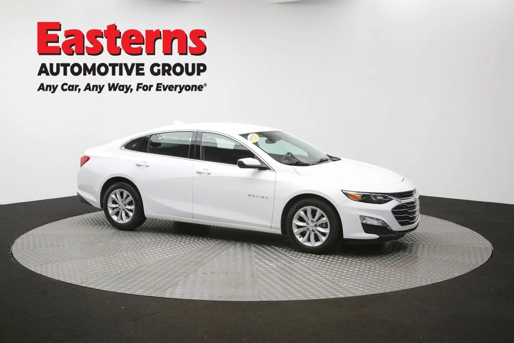 Used 2025 White Chevrolet LT image 48