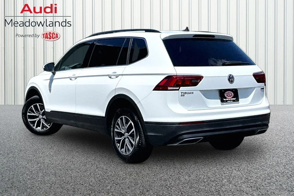 Used 2019 White Volkswagen 2.0T SE image 4
