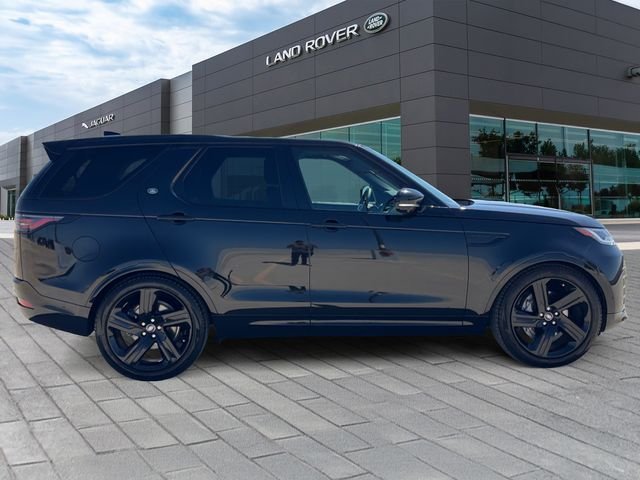 Certified Used 2025 Black Land Rover Dynamic SE image 6