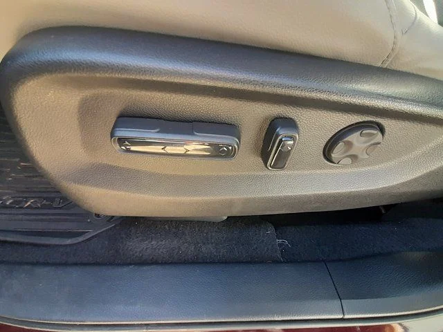 Used 2019  Honda EX-L image 42