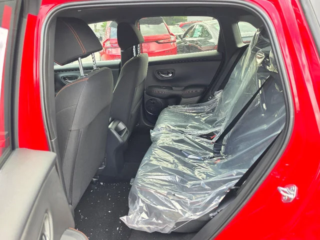 2027 Honda HR-V Sport - Photo 7