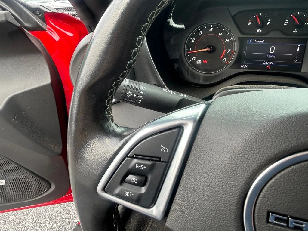 Used 2022 Red Chevrolet 2LT image 15
