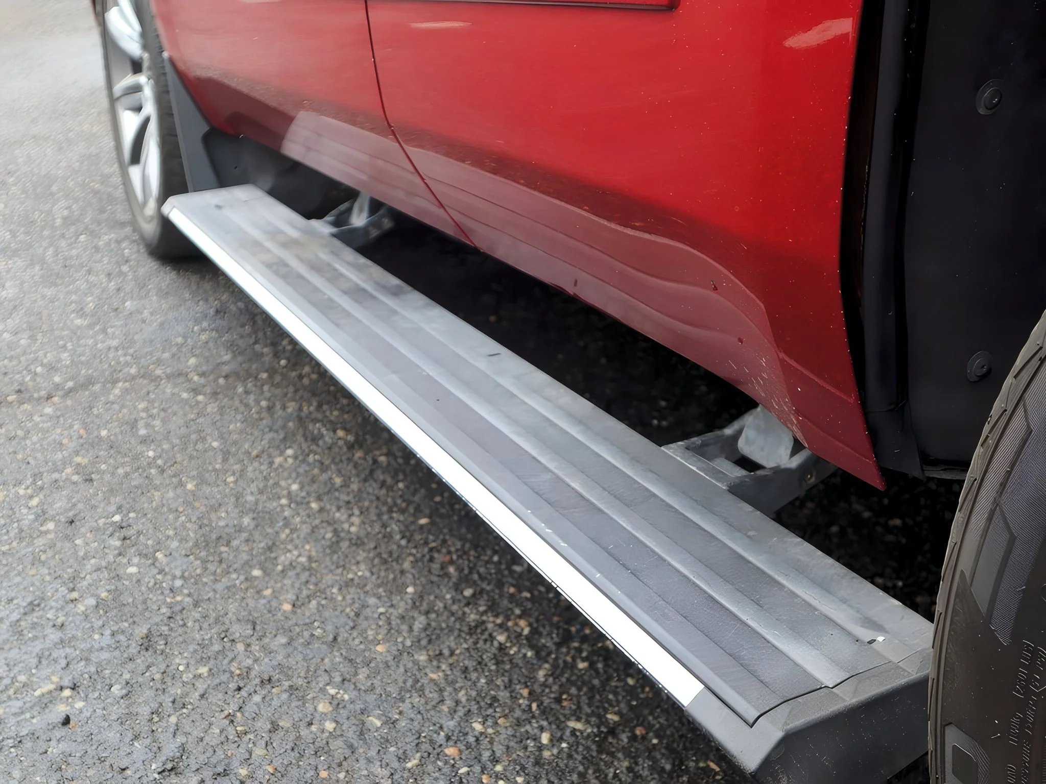 Used 2015 Burgandy Chevrolet LTZ image 35