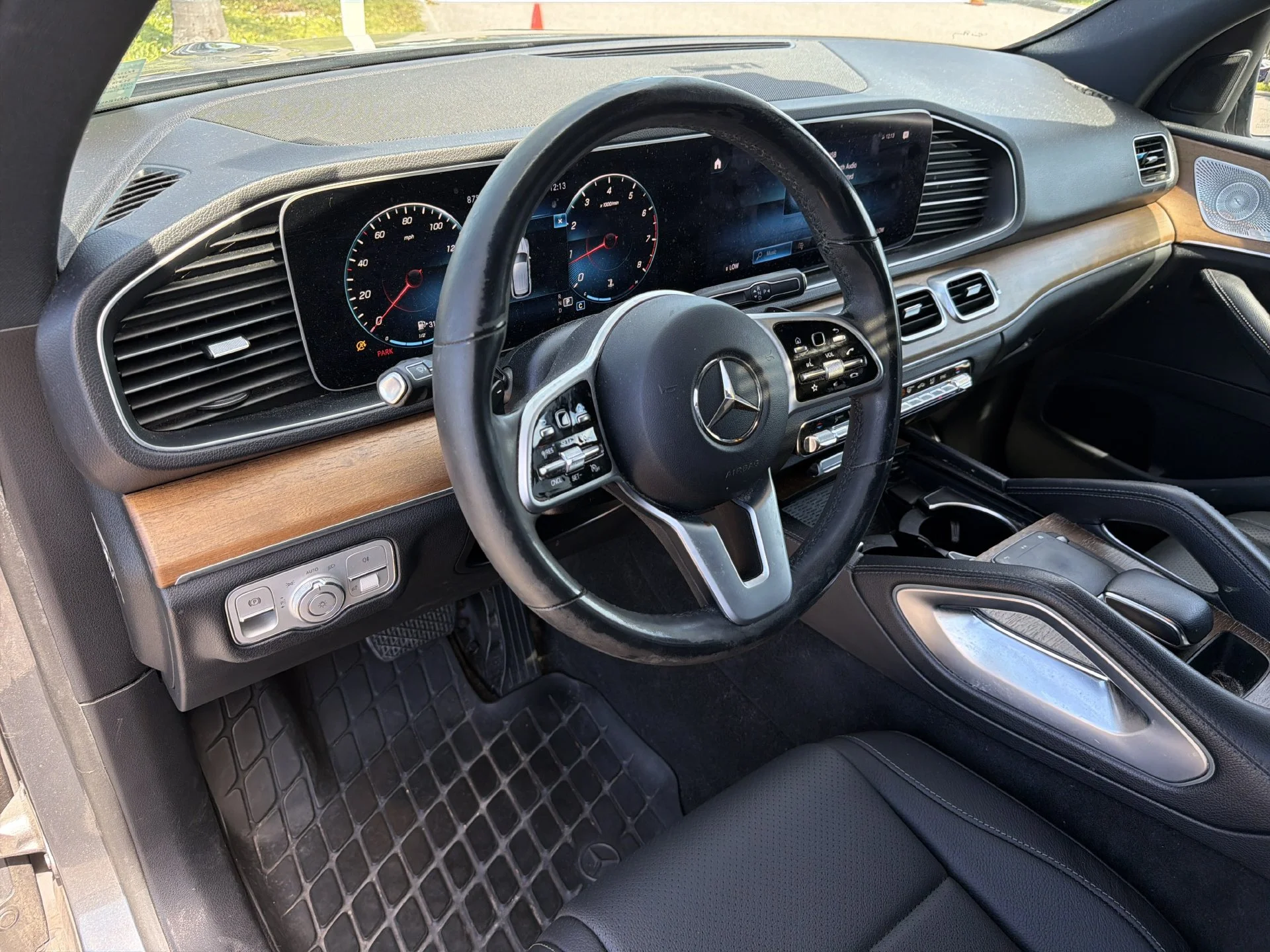 Used 2021 Gray Mercedes-Benz GLE 350 image 21