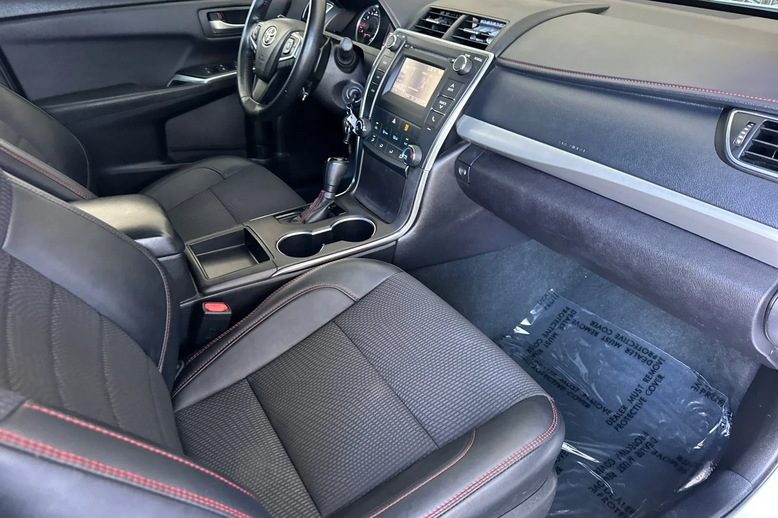 Certified Used 2016 Super White Toyota SE image 14