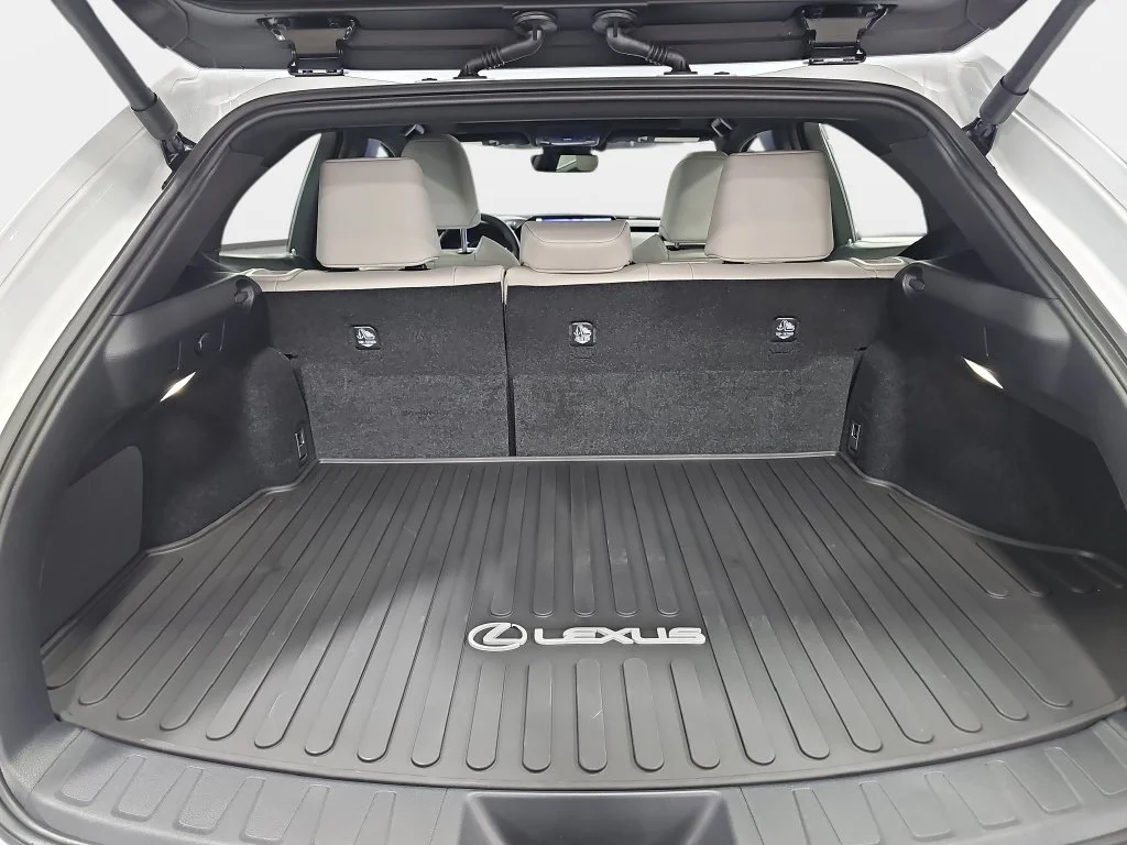New 2026 Ultra White Lexus PREMIUM AWD image 12