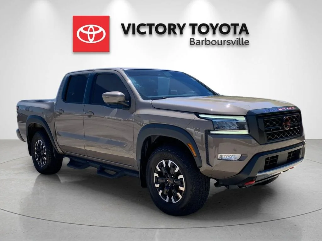 Used 2023  Nissan PRO-4X image 5