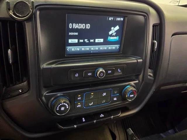 Used 2019 SUMMIT WHITE Chevrolet Work Truck image 18