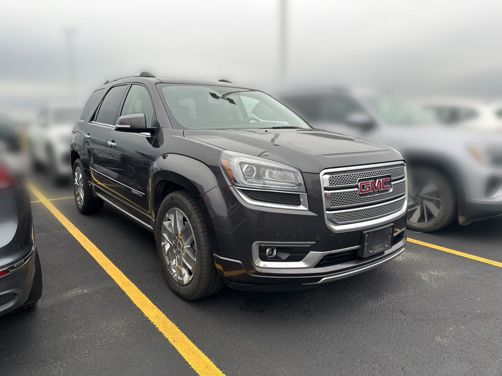 Used 2015 Silver GMC Denali image 2