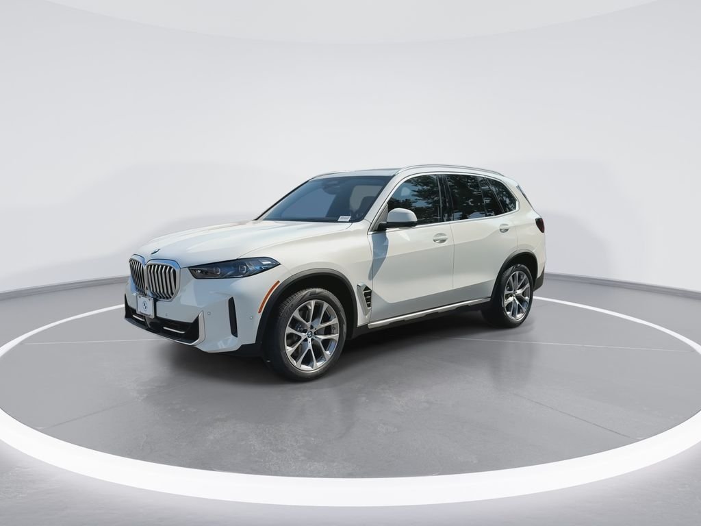 New 2026 White BMW xDrive40i image 4