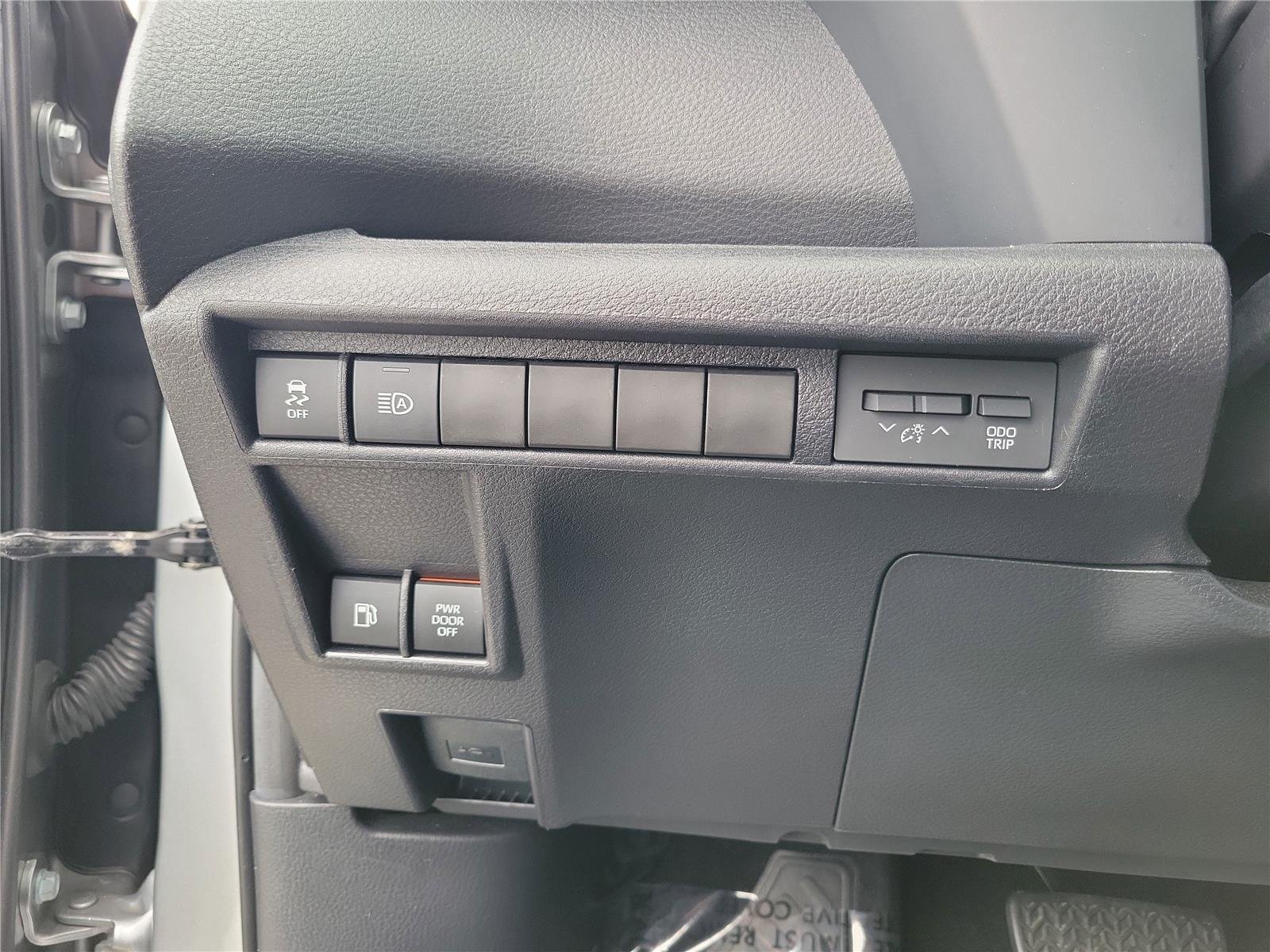 Used 2025 Celestial Silver Metallic Toyota XSE image 23