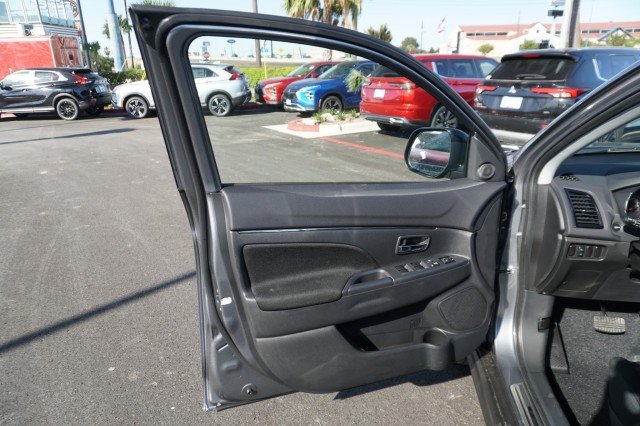 2026 Mitsubishi Outlander Sport ES - Photo 13