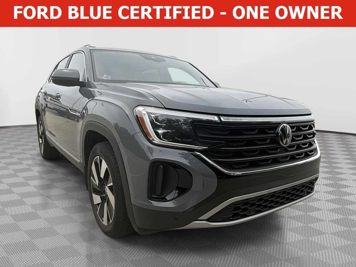 2024 Volkswagen Atlas Cross Sport 2.0T SEL 4MOTION's photo