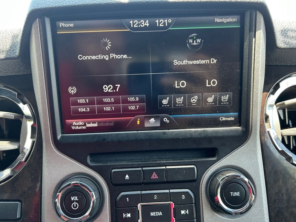 Used 2016 White Ford Platinum image 11