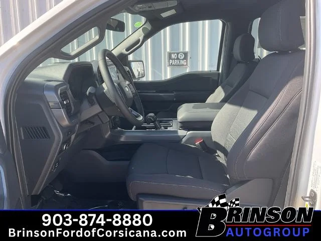 New 2026 Oxford White Ford XLT image 32