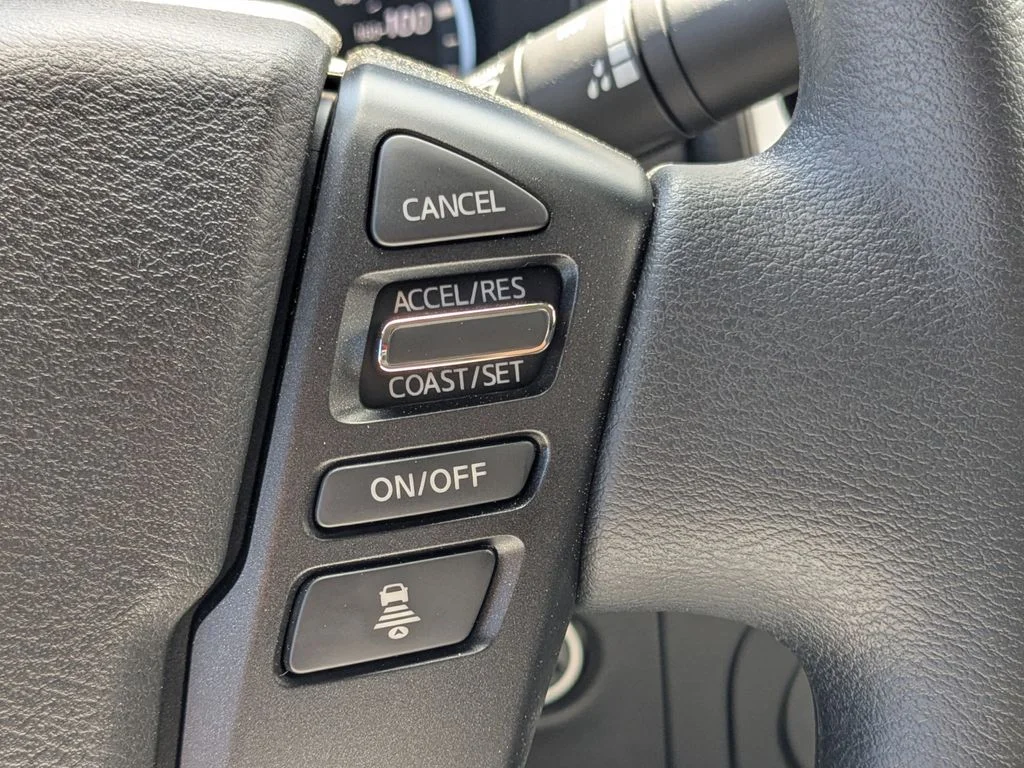 2025 Nissan Frontier SV - Photo 24
