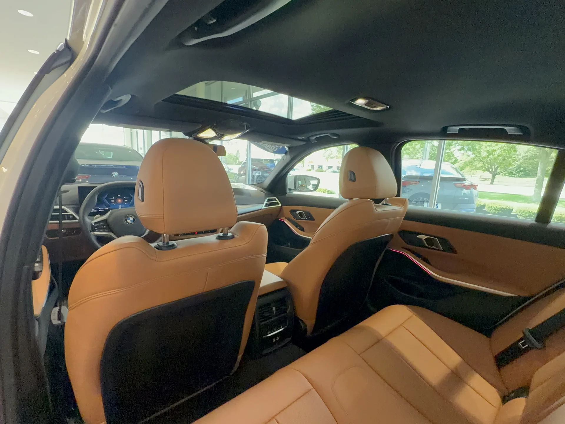New 2025 Mineral White Metallic BMW 330i xDrive Sedan image 47