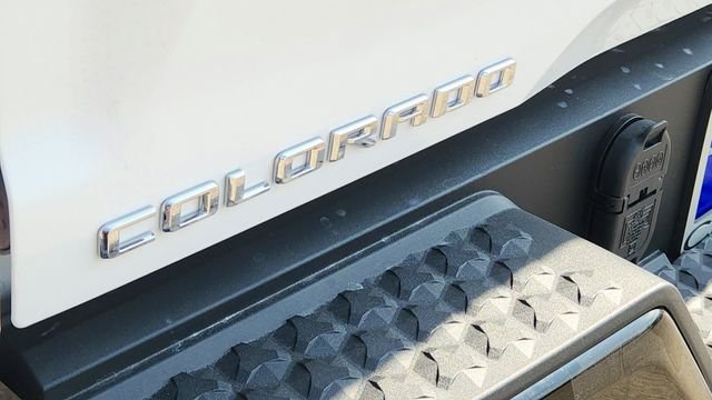 New 2026 White Chevrolet Trail Boss image 12