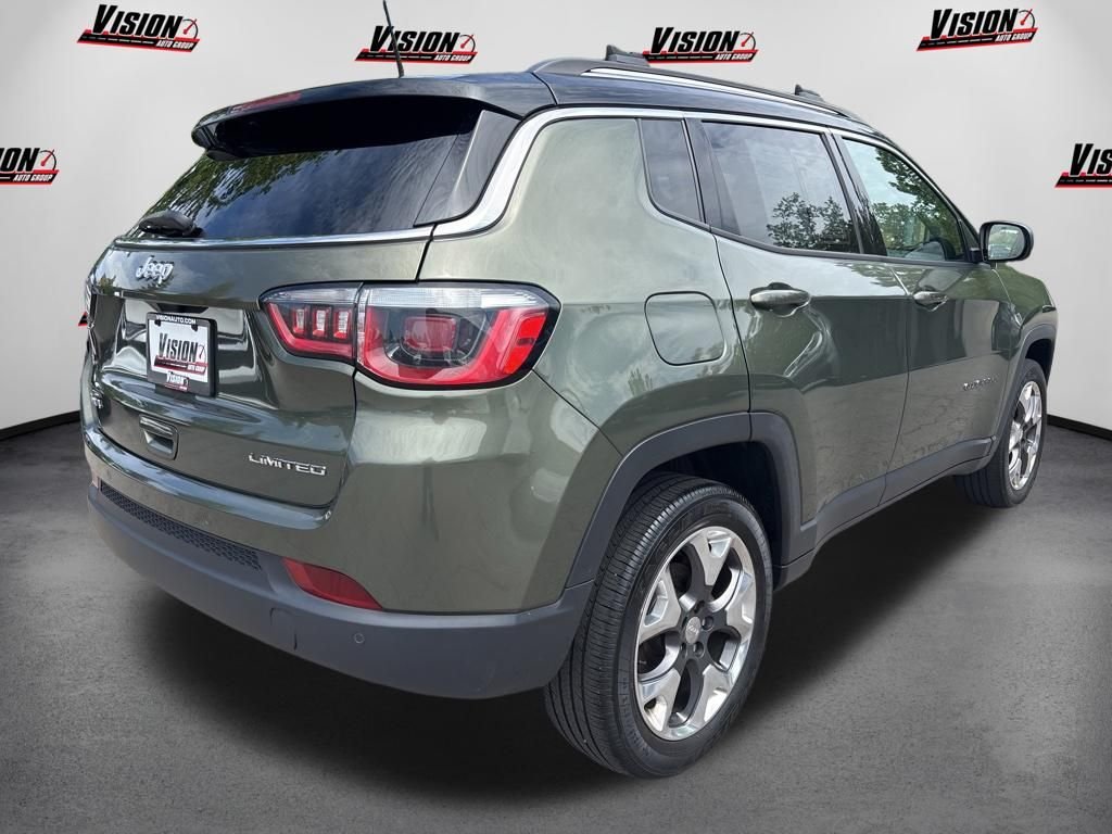 Used 2017 Green Jeep Limited image 5