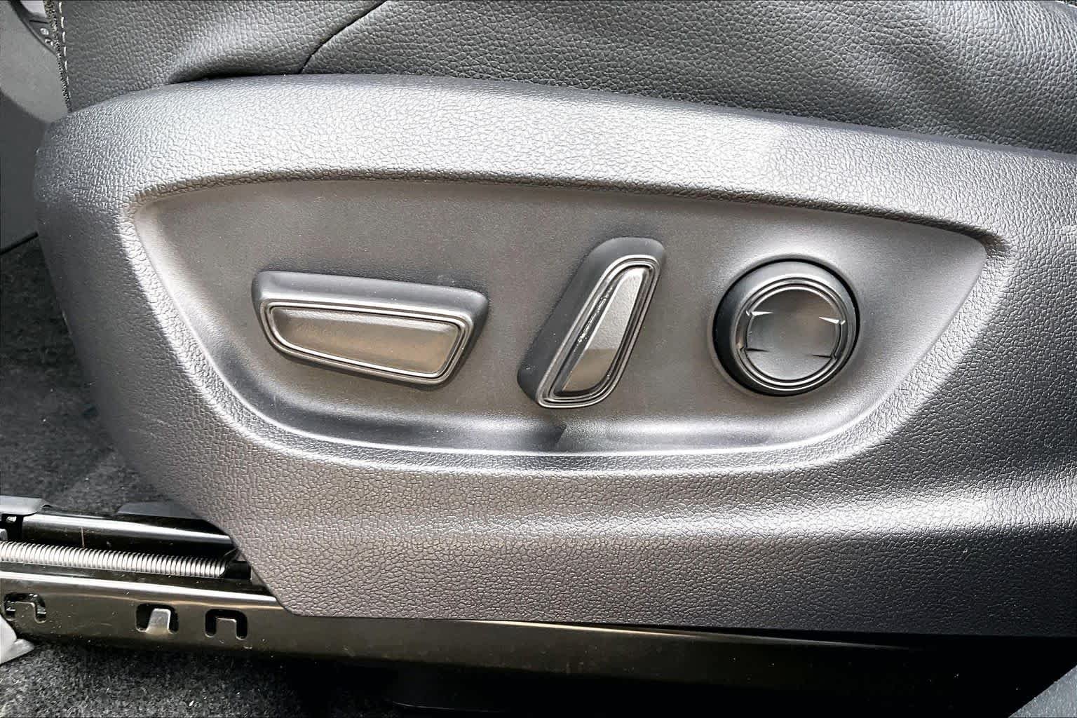 Used 2024 Heavy Metal Toyota XLE image 30