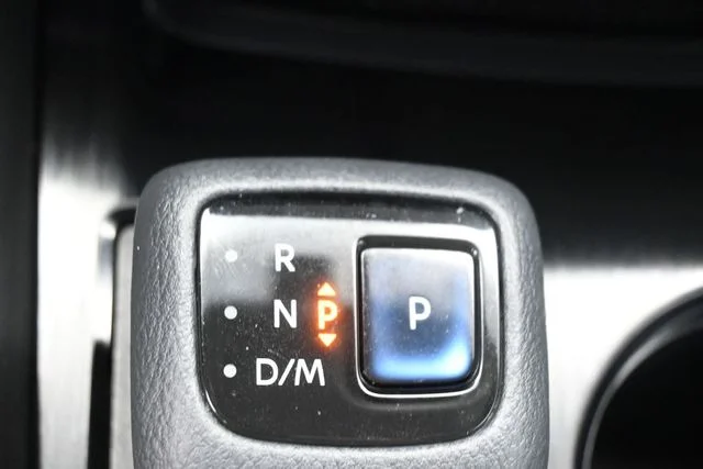 Used 2022 Gray Nissan S image 23