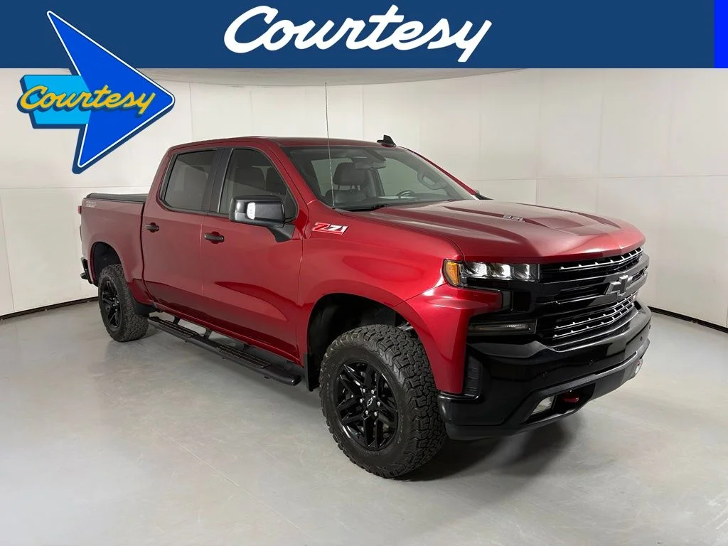 Used 2021 Red Chevrolet LT Trail Boss image 1