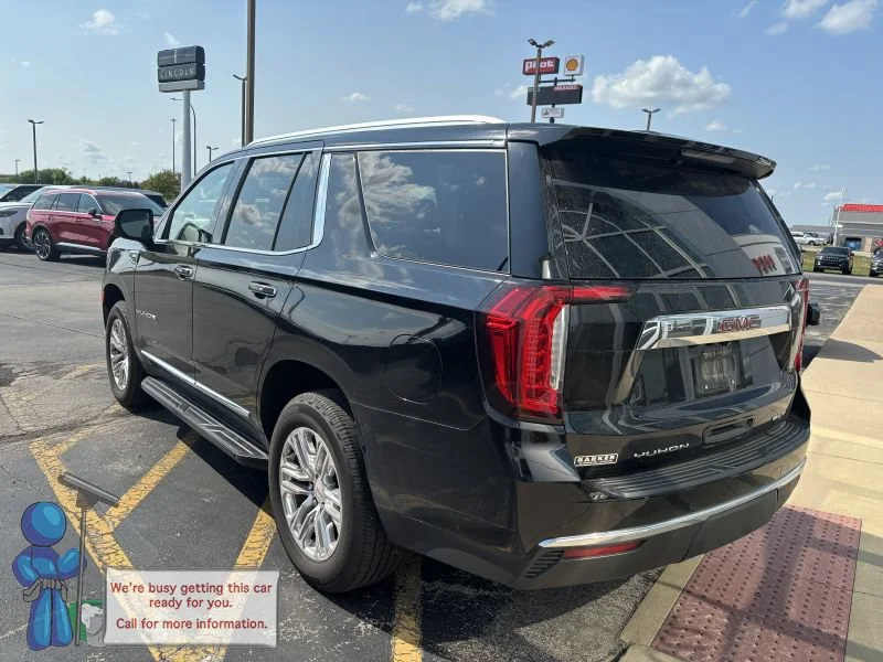 Used 2021 Onyx Black GMC SLT image 3