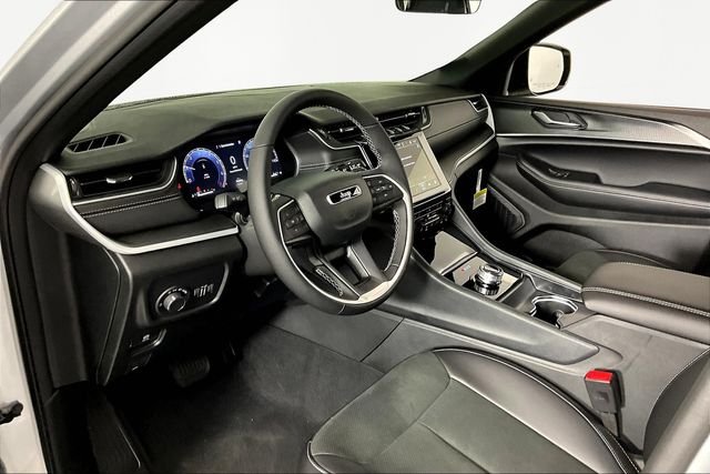 2025 Jeep Grand Cherokee Altitude - Photo 8