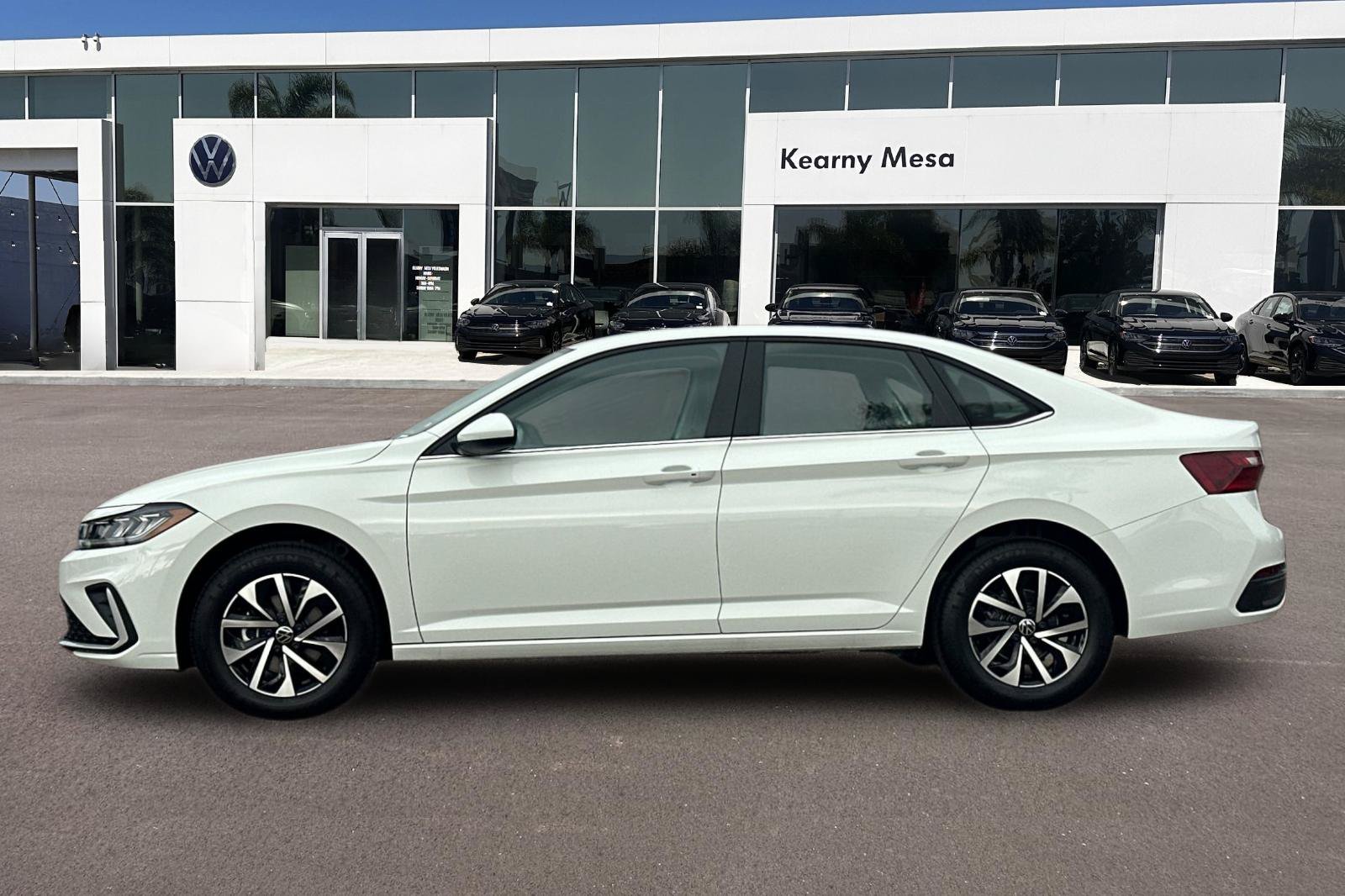 New 2027 Pure White Volkswagen 1.5T S image 7