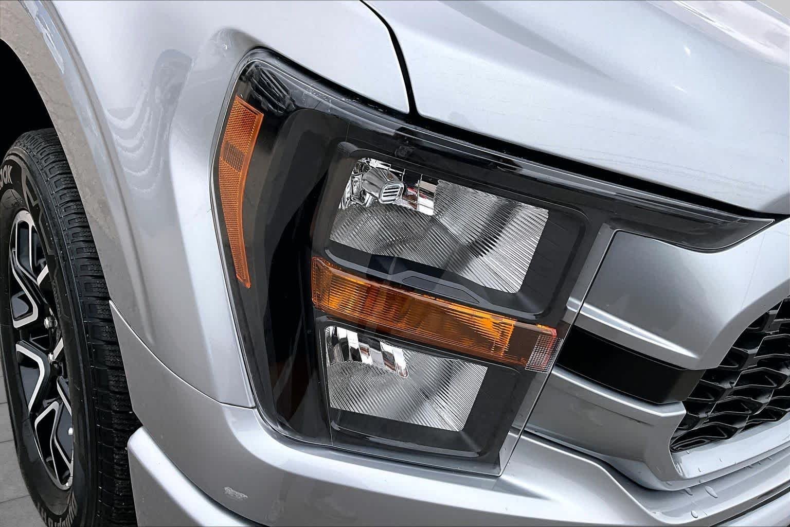 Certified Used 2023 Iconic Silver Ford XL image 27