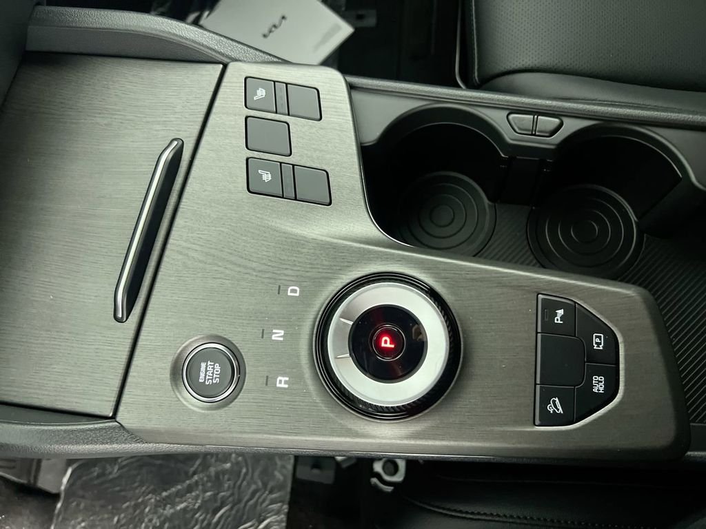 New 2026 Shadow Matte Gray Kia X-Line image 21