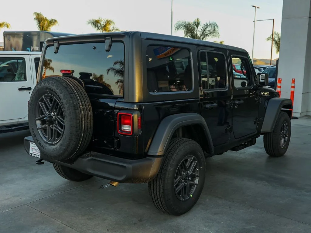 New 2026 Black Clear-Coat Exterior Paint Jeep Sport S image 3