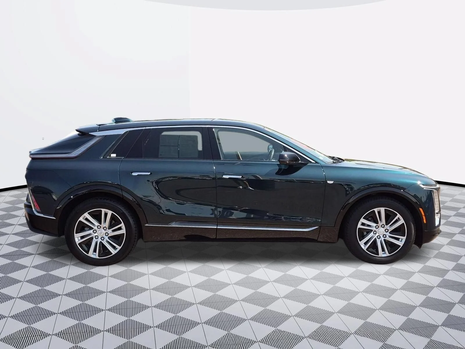 Used 2024 Emerald Lake Metallic Cadillac Tech image 8