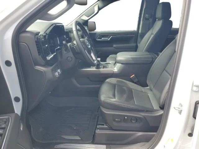 Used 2025 Summit White GMC SLT image 9